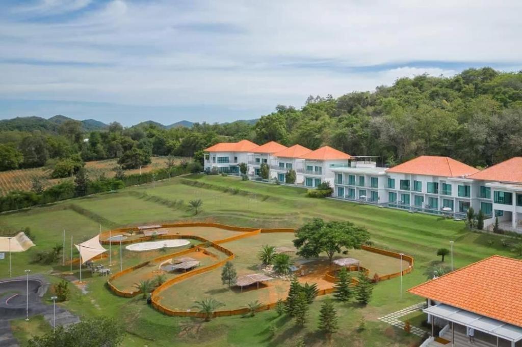 Hotel Viva Montane Ban Nong Chap Tao Zewnętrze zdjęcie